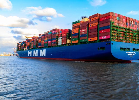 How Europe Can Chart Its Own Economic Path